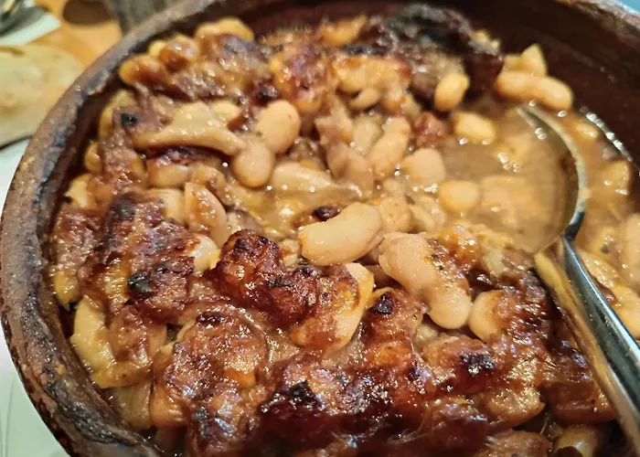 Alojamento de Acomodação e Pequeno-almoço La Petite Du 3*