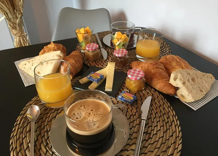 Alojamento de Acomodação e Pequeno-almoço La Petite Du